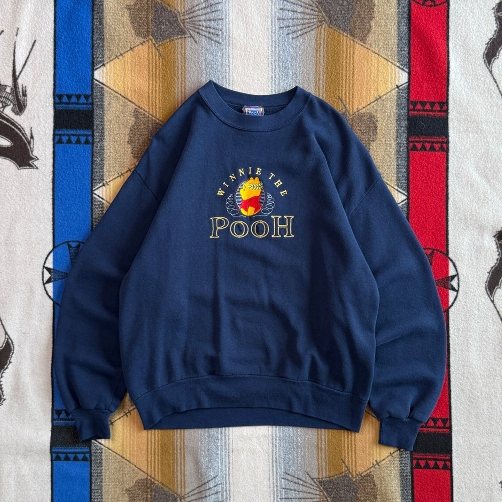 Vintage Disney Winnie the Pooh Embroidered Navy Blue Sweatshirt 100 Acre Large
